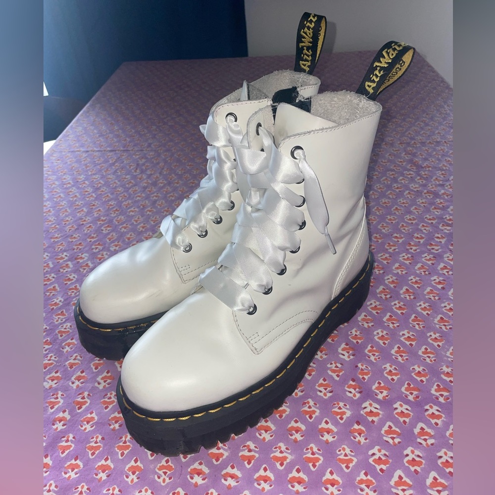 Doc Marten JADON white platform boot, size 9. White ribbon shoelaces